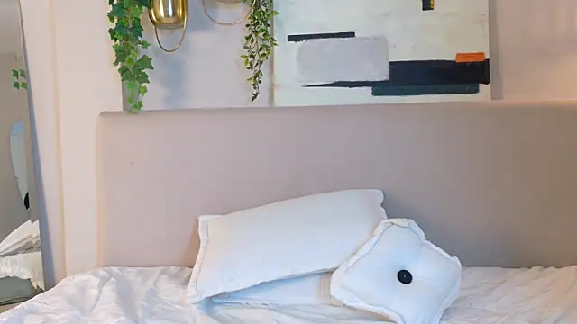 zarah_queen's cam snapshot