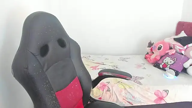 ScarlettG2004 live sex cam