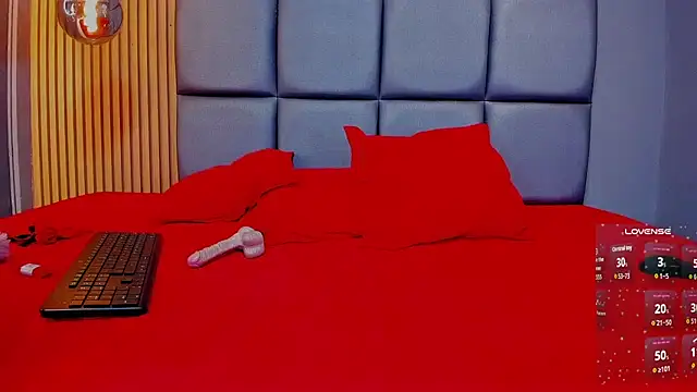 PAMELA-SMIITH's cam snapshot