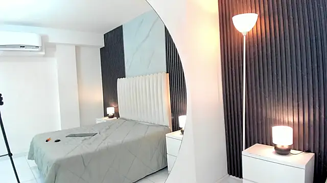 Arianaa_Cooper_'s cam snapshot