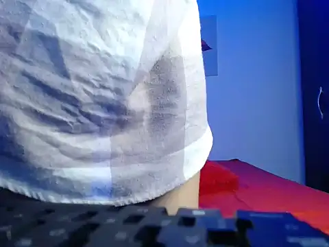 giuliahansen's cam snapshot