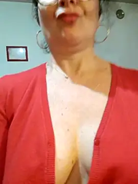 Viola8p live sex cam