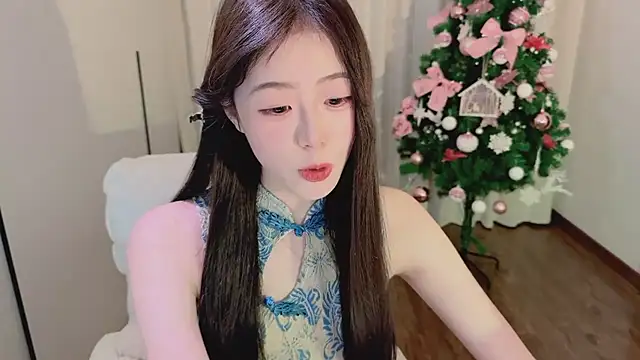 Onecutelittle live sex cam