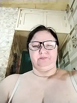 Holly-69 live sex cam