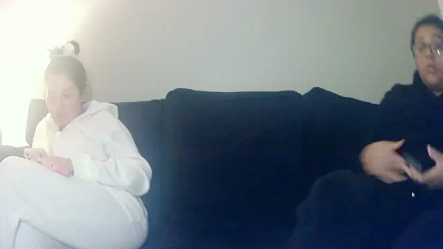 vanilla_chocolate23's cam snapshot