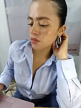 ALEJA__22 live sex cam