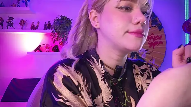 albaismynameX's cam snapshot