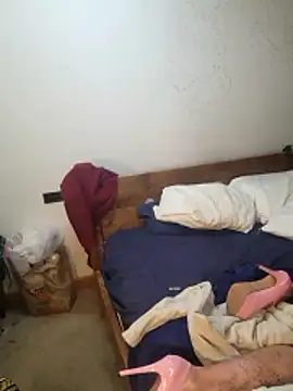 Tannedtattooed69's cam snapshot