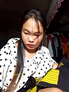 emilyzz's cam snapshot