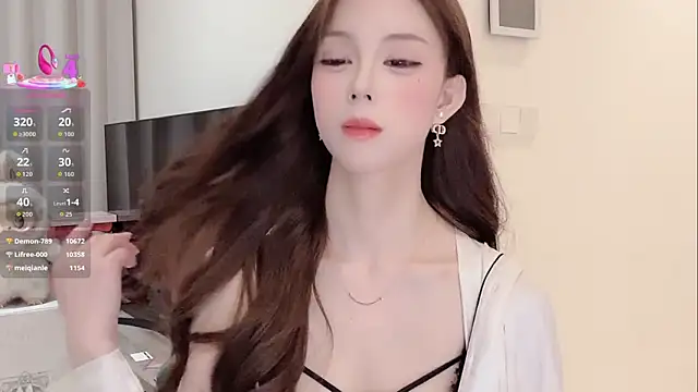 Nebula-qiu live sex cam