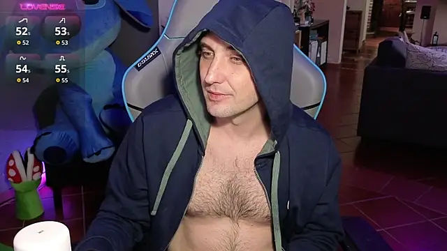 Gil_gamesh90's cam snapshot