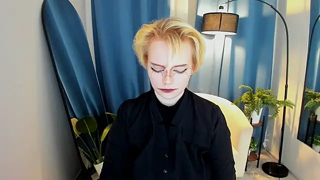 KellyKik's cam snapshot