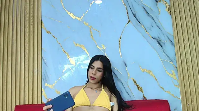 Luluu_08 live sex cam