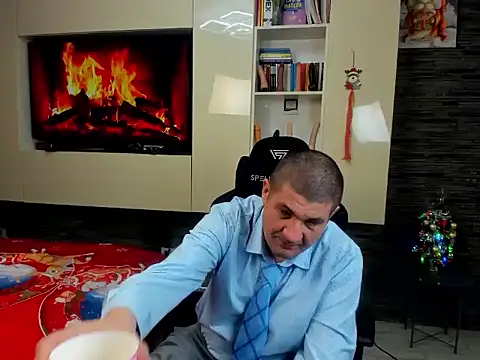 SpartacusDaddy48 live sex cam