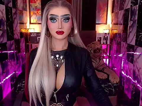 IndestructibleLily live sex cam