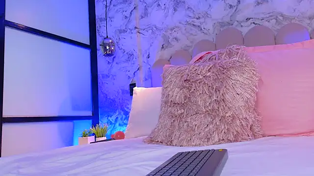 CassieKm's cam snapshot