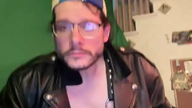 MasterDaddyCool's cam snapshot