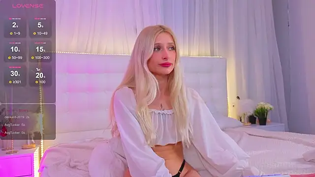 Monica_Leen's cam snapshot