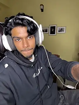 RavenKisses's cam snapshot