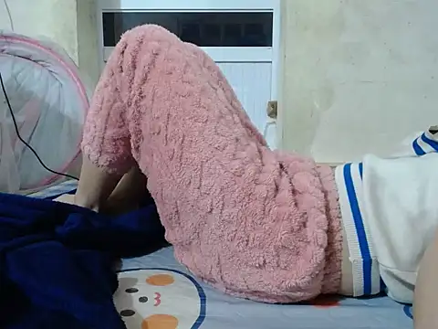 -Mimiu-'s cam snapshot