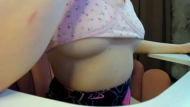 TessaDavidson's cam snapshot