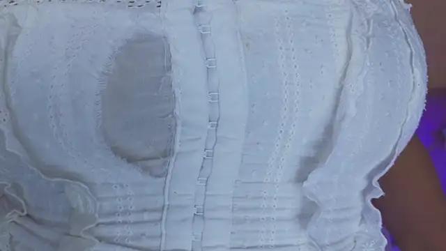 Missy_22_'s cam snapshot