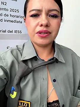 Ariana-07 live sex cam