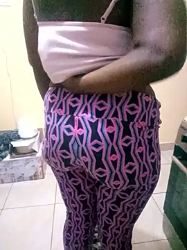 zainabsmile's cam snapshot