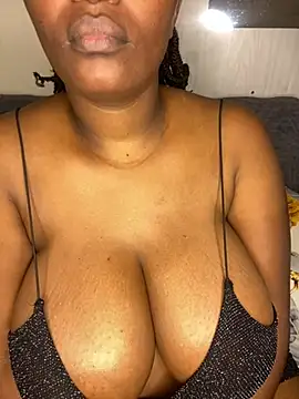 Naughty-sonia2's cam snapshot