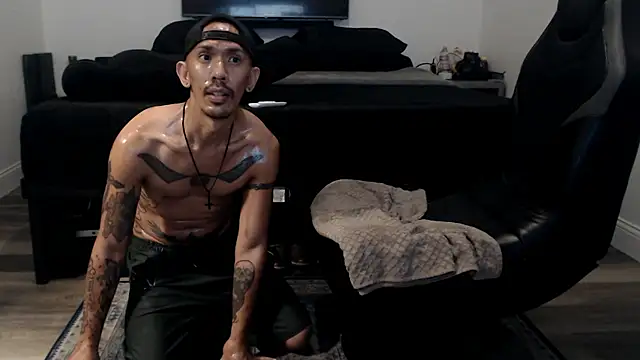 inc25cb@xh live sex cam