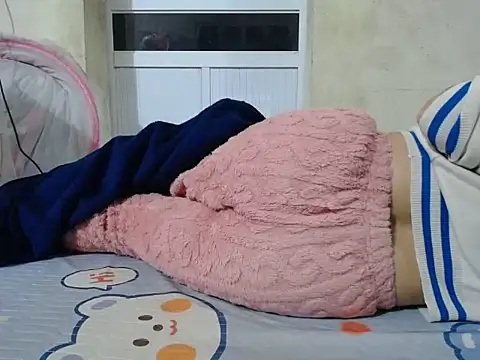 -Mimiu-'s cam snapshot