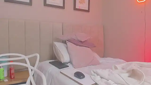 isabela__x's cam snapshot