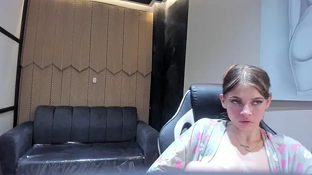 ElviraRosse1 live sex cam