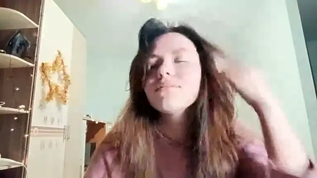 RedheadCuti's cam snapshot