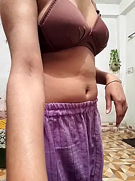 miss-amelia9's cam snapshot