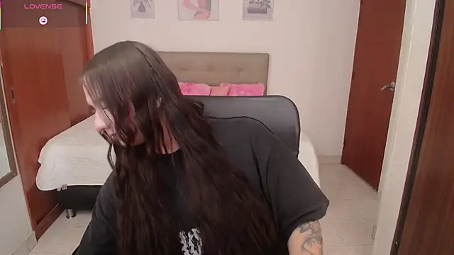 Miley_Baker live sex cam