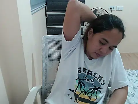 xTheLastVIRGINx's cam snapshot