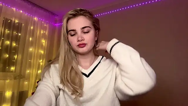 KariJarecke's cam snapshot