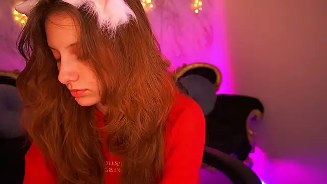 CuteeFoxy's cam snapshot