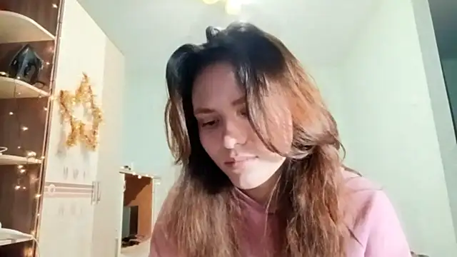 RedheadCuti's cam snapshot