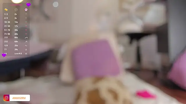 catalinasaiz live sex cam