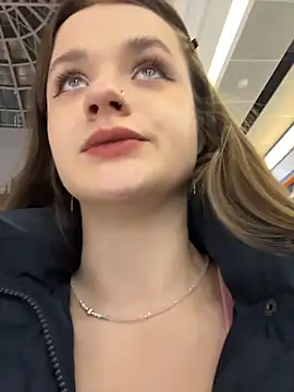 KittyQueeny's cam snapshot