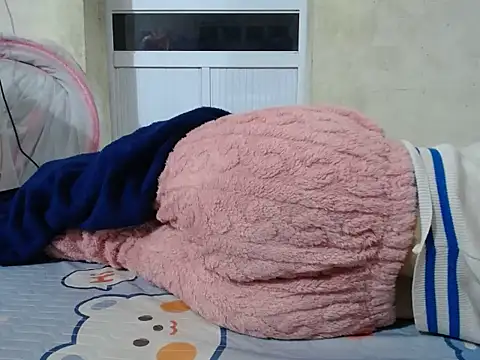 -Mimiu-'s cam snapshot