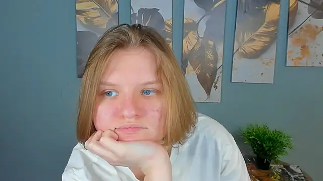 LilianSwall live sex cam