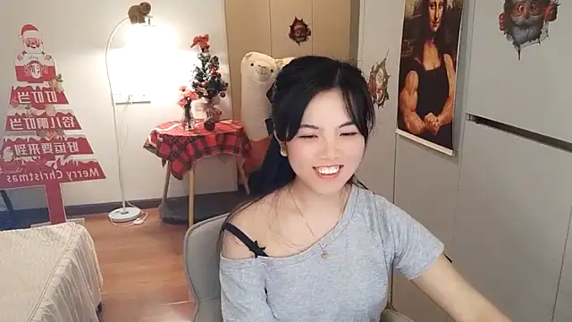 QIQI779 live sex cam