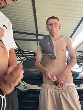 Daddyrich_632 live sex cam