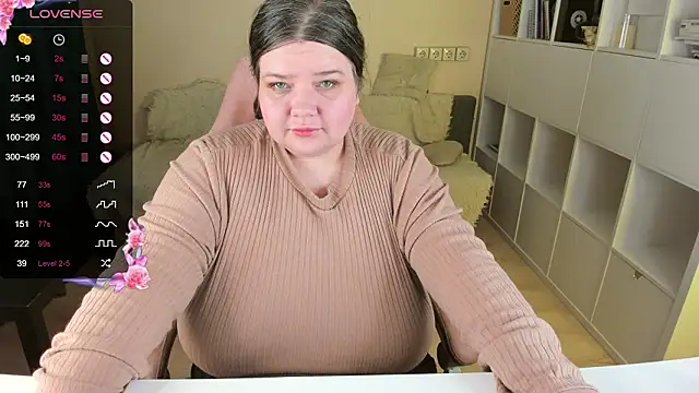 PlumPie live sex cam