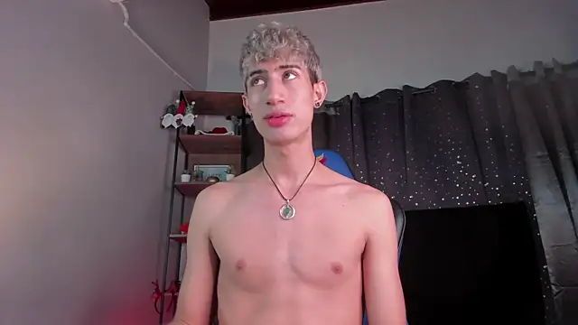 NovaaWheler live sex cam