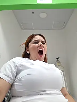 girl_redhead_bigtits live sex cam