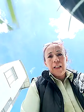 Coeur_de_luxure live sex cam